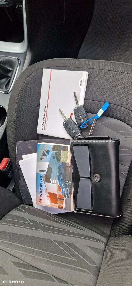 Kia Ceed 1.6 GDI L Business Line - 20