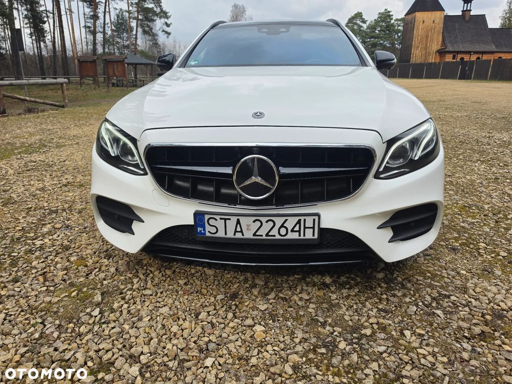 Mercedes-Benz Klasa E 400 d 4Matic 9G-TRONIC AMG Line - 3