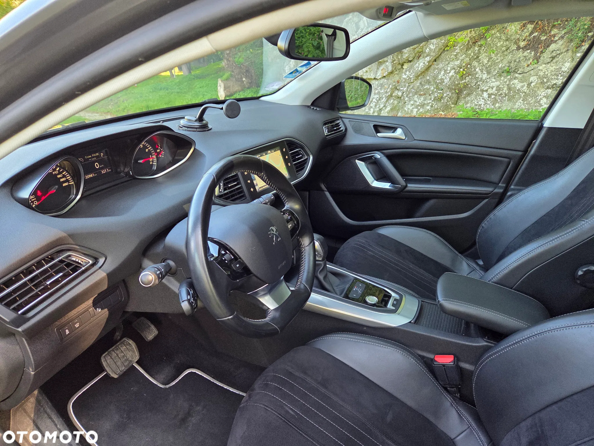 Peugeot 308 1.2 PureTech Allure S&S - 8