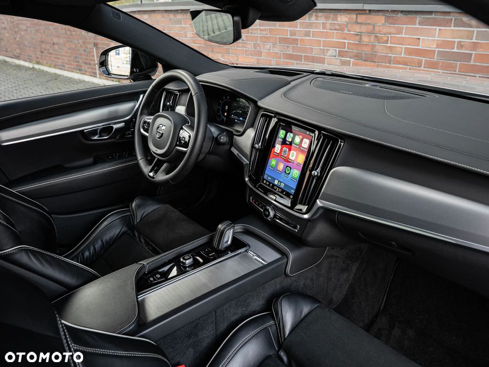 Volvo V90 B4 B Plus Dark - 24