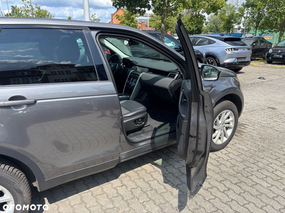 Land Rover Discovery Sport TD4 SE - 6