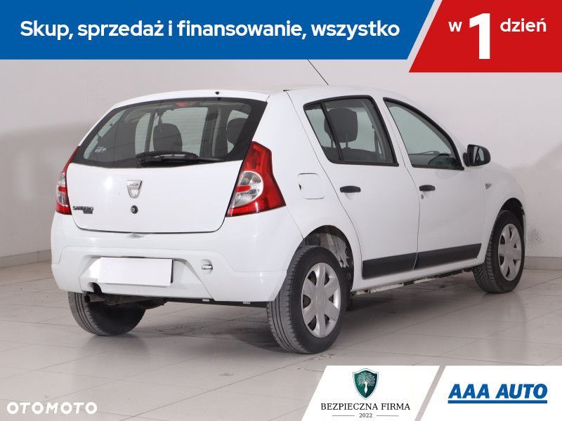 Dacia Sandero - 7