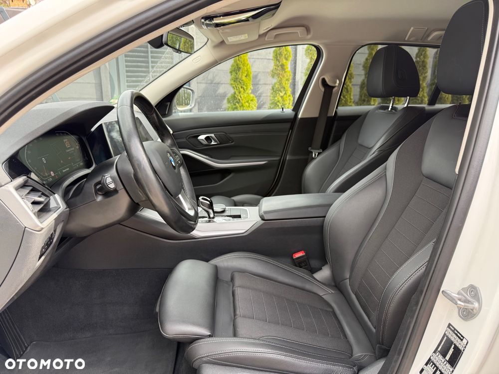 BMW Seria 3 320i GPF Advantage sport - 6