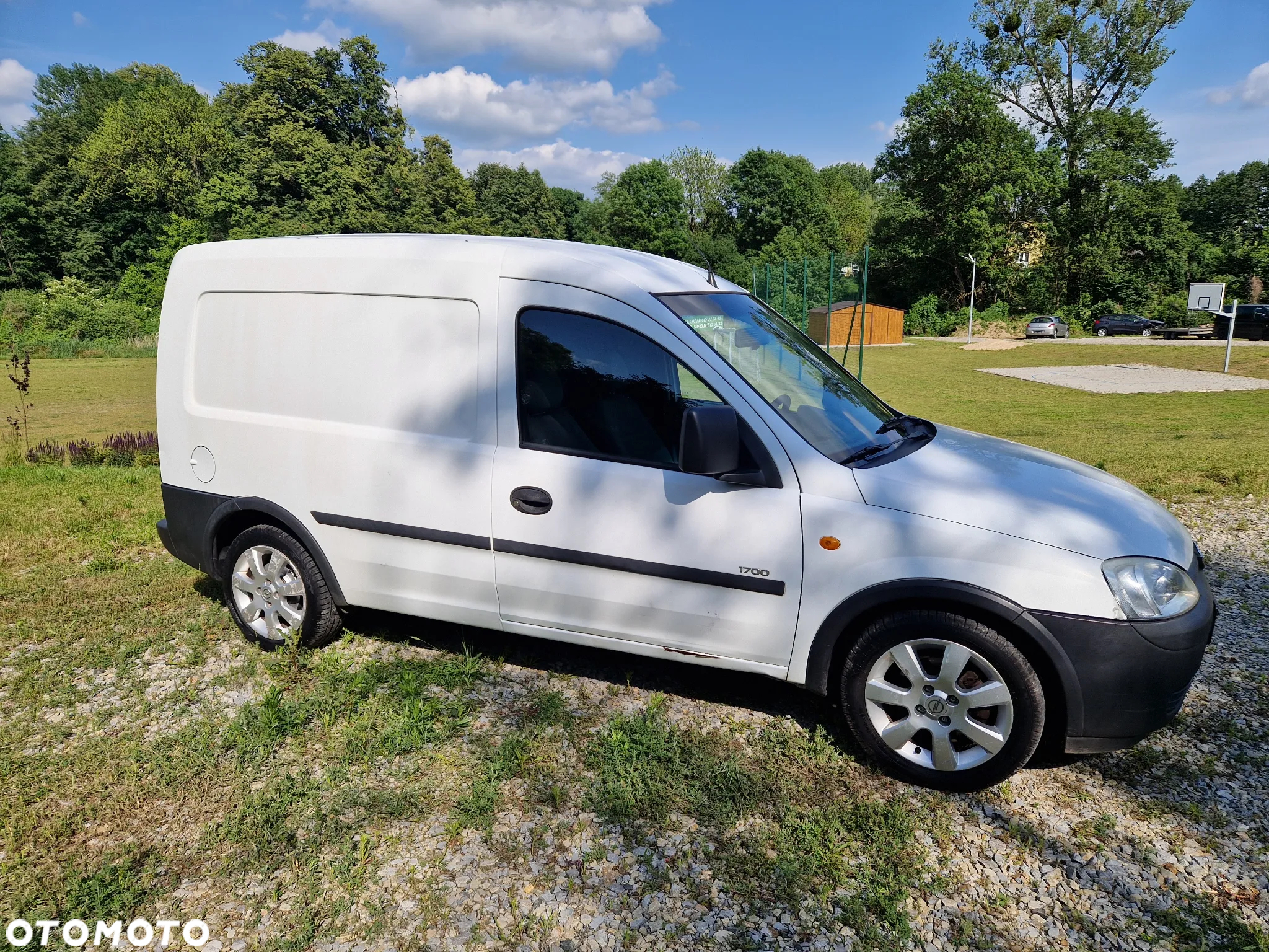 Opel COMBO - 12