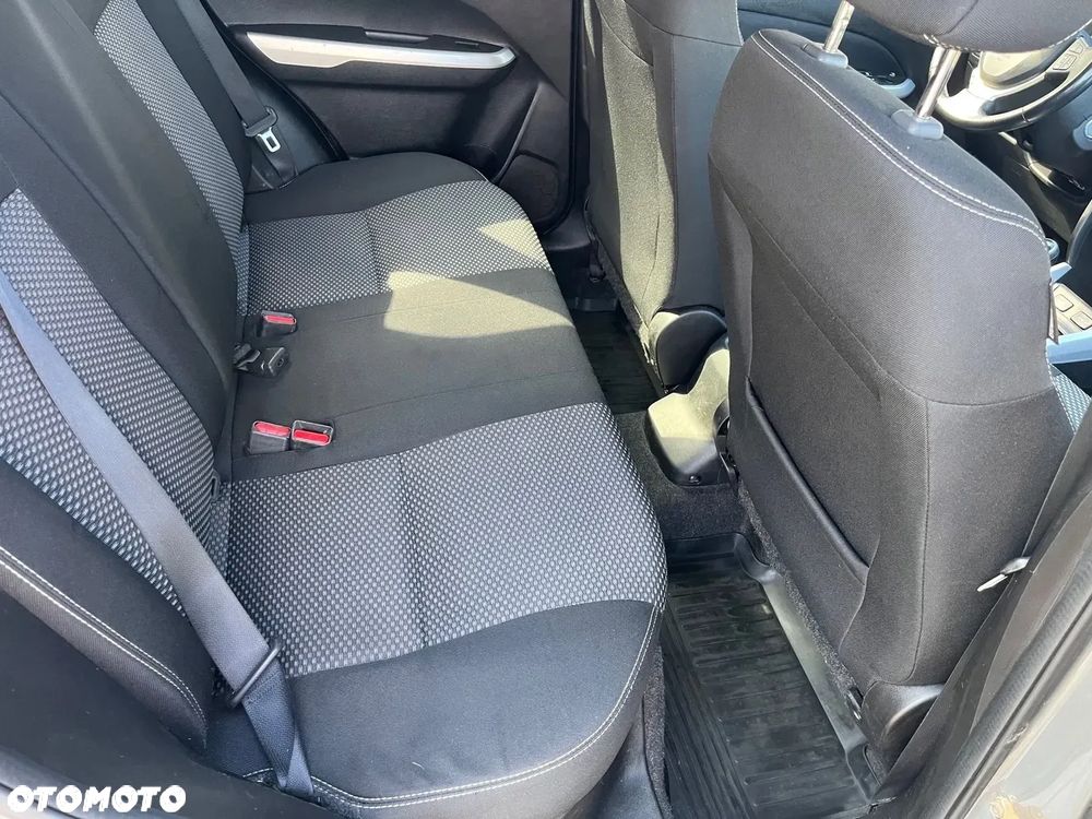 Suzuki Vitara 1.6 (4x4) Allgrip Comfort+ - 28