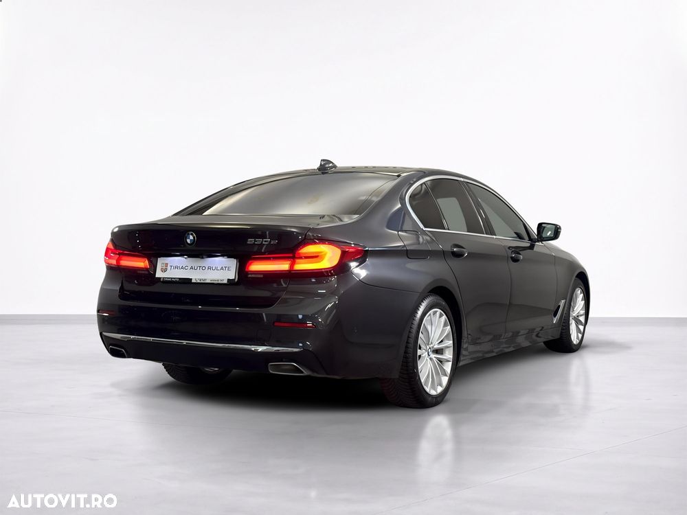 BMW Seria 5 530e xDrive Aut. Luxury Line - 6
