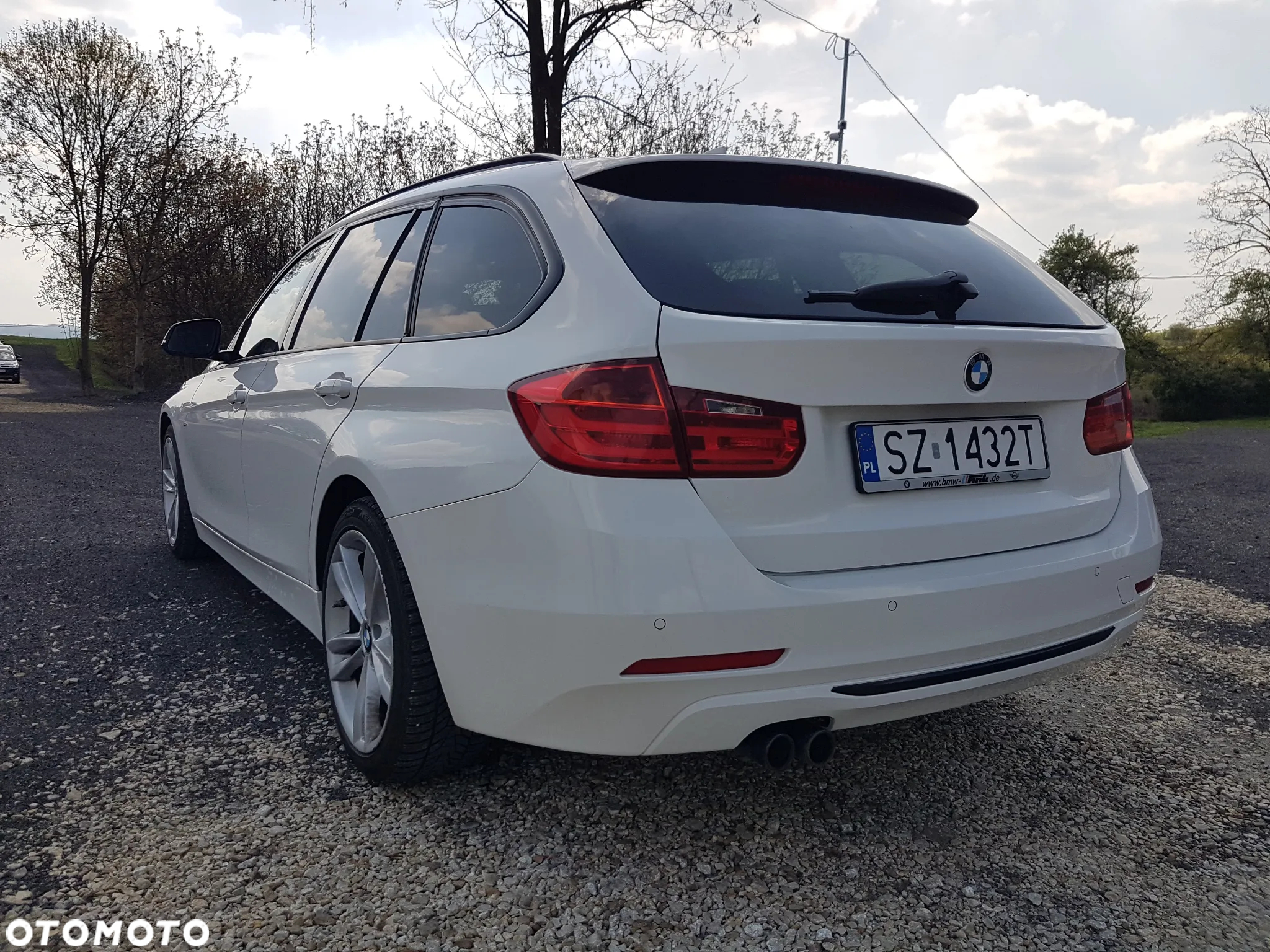 BMW Seria 3 330d Touring xDrive Sport-Aut Sport Line - 4