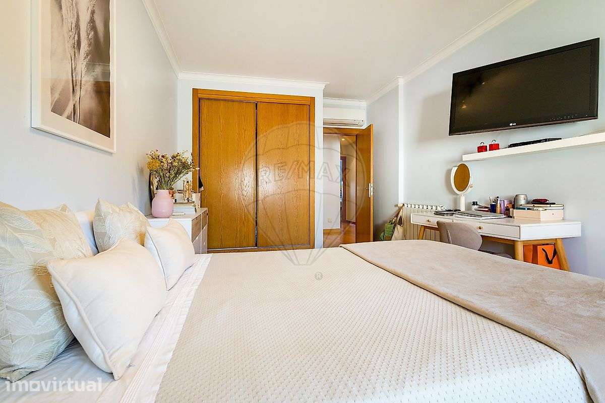 Apartamento T5 para venda - Grande imagem: 3/28