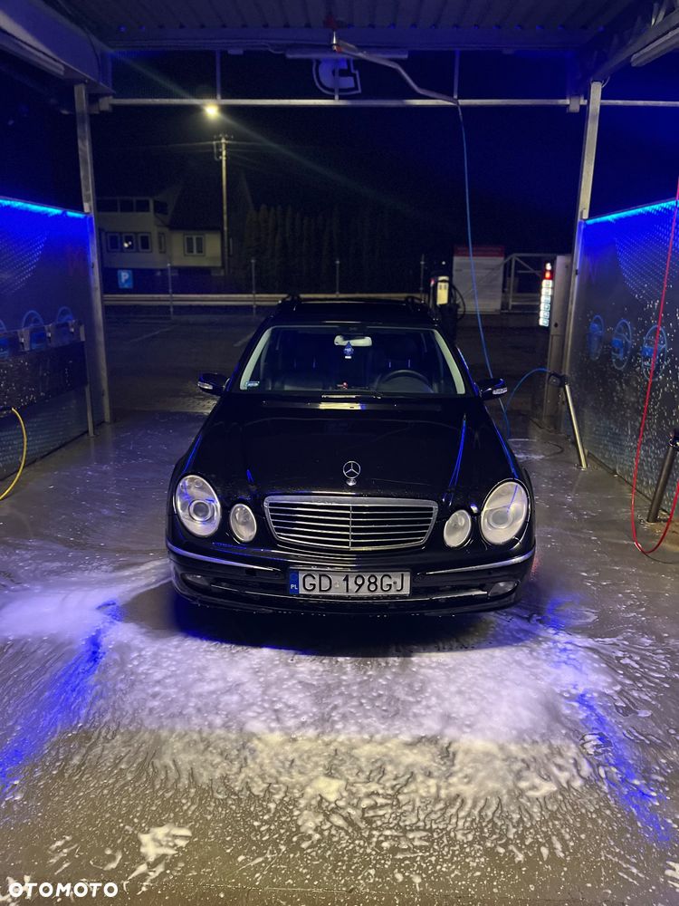 Mercedes-Benz Klasa E 320 CDI T Avantgarde - 8