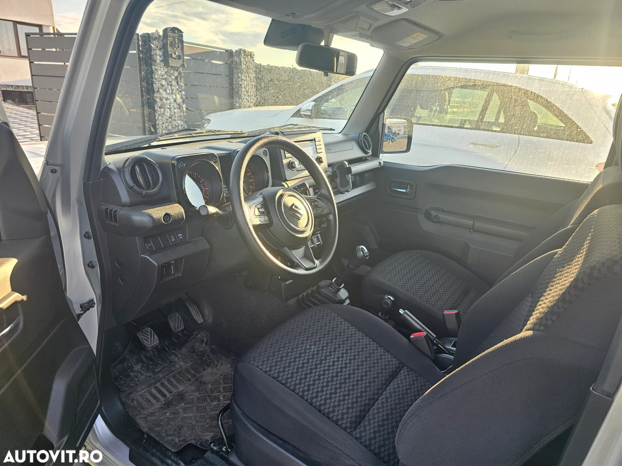 Suzuki Jimny 1.5 ALLGRIP Cool - 6