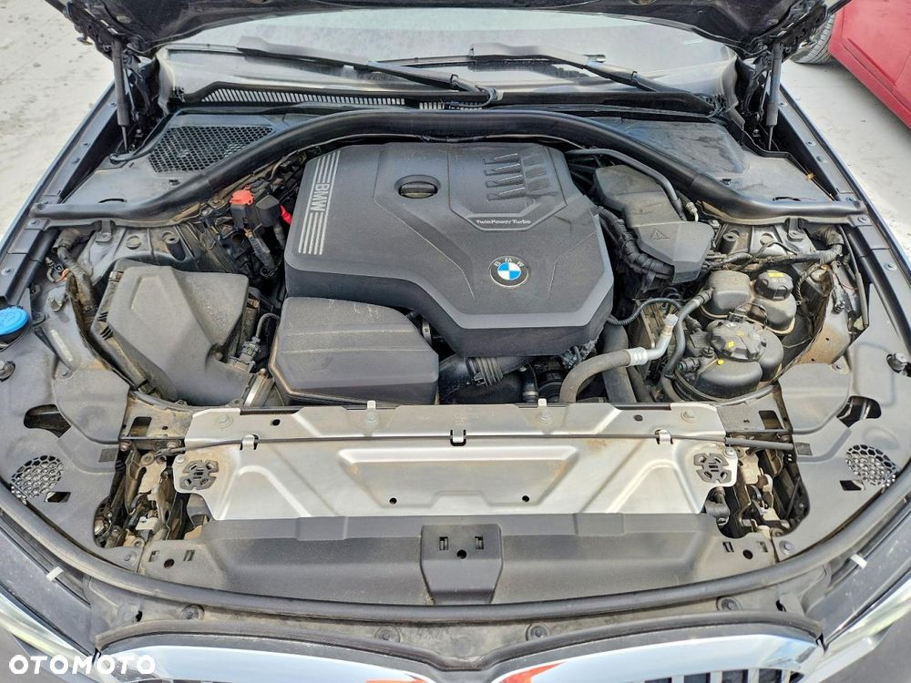 BMW Seria 3 330i Edition Luxury Line Purity - 10