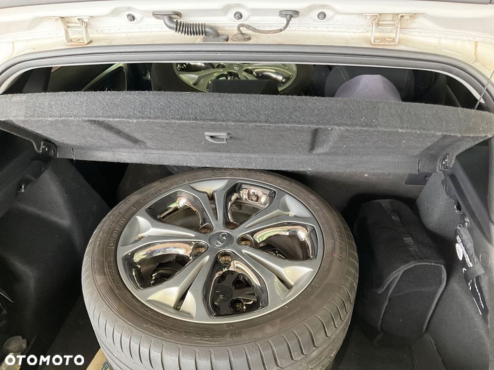 Hyundai i30 1.6 Fifa World Cup Edition - 4