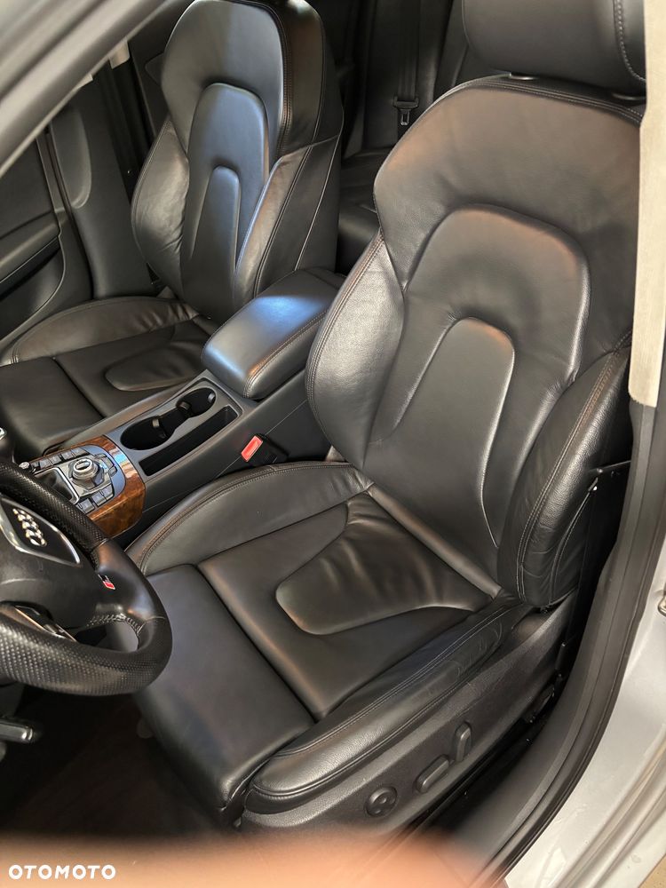 Audi A4 Limousine - 6