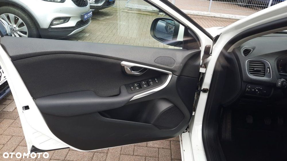 Volvo V40 - 10