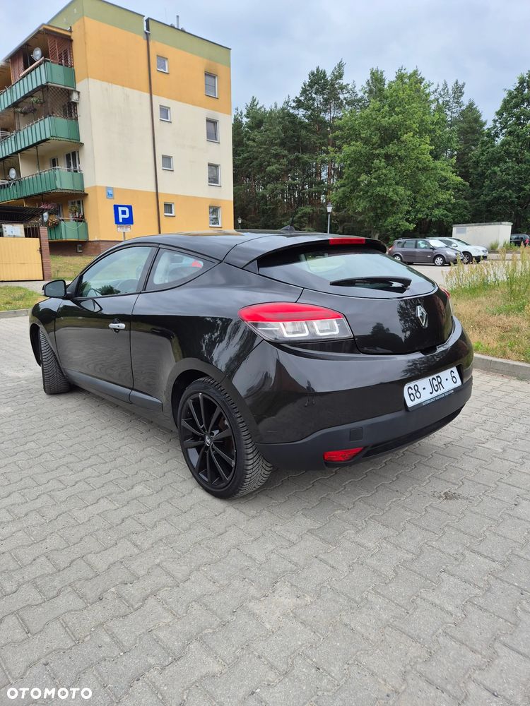 Renault Megane 1.6 16V 110 Dynamique - 3