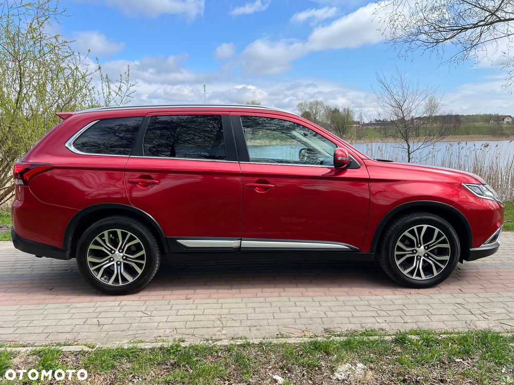 Mitsubishi Outlander 2.0 2WD CVT Diamant Edition - 2