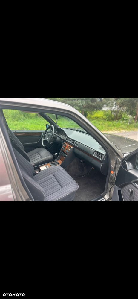 Mercedes-Benz W124 (1984-1993) - 6