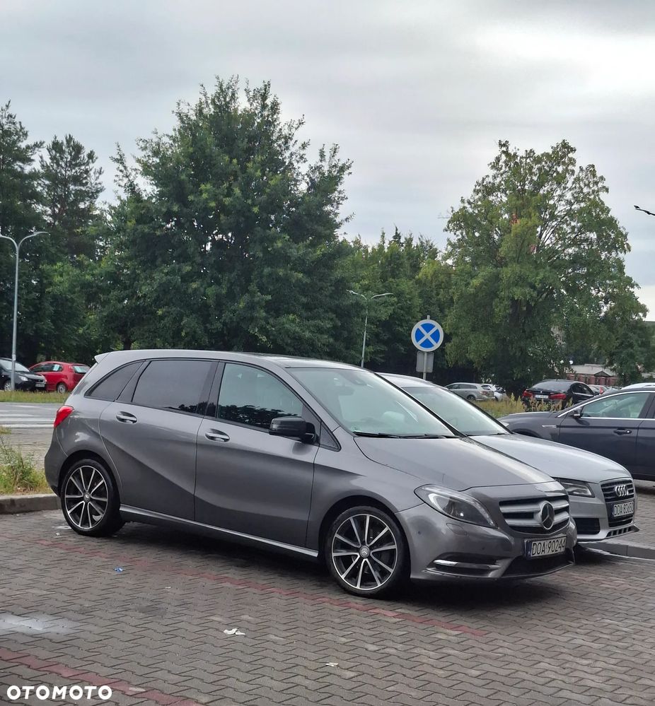 Mercedes-Benz Klasa B - 1