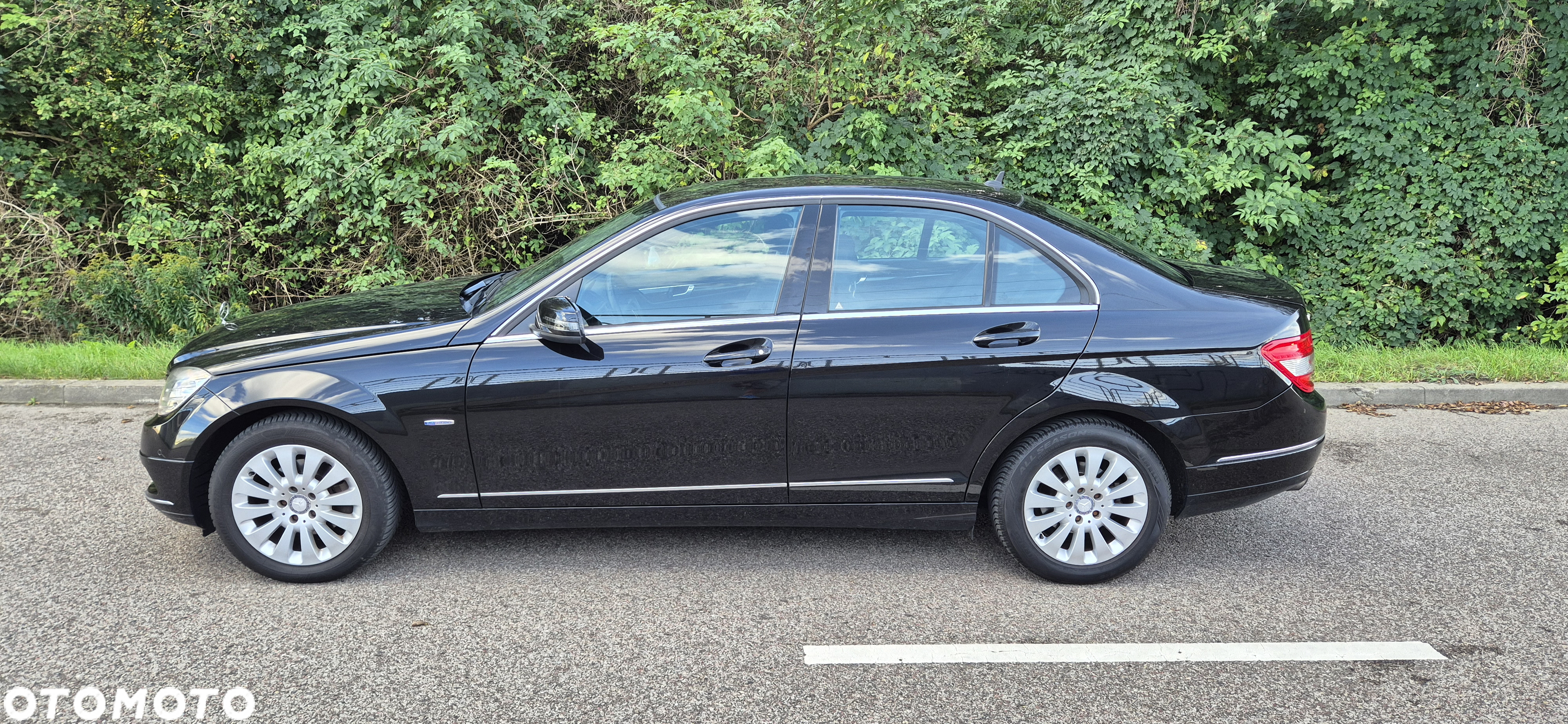 Mercedes-Benz Klasa C 180 K BlueEff Elegance - 3