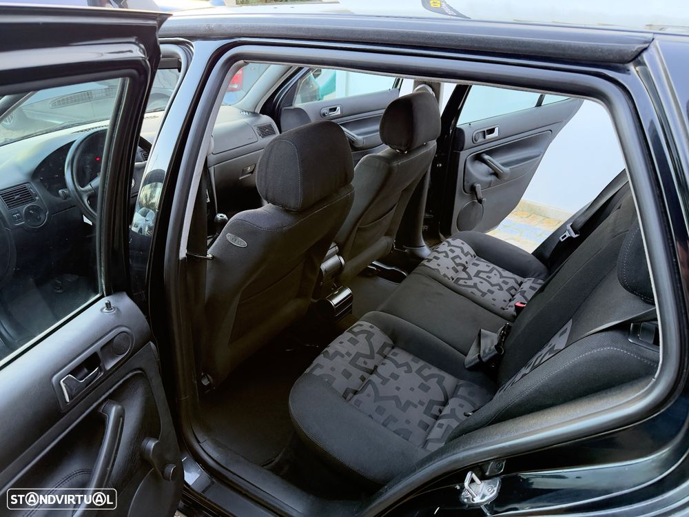 VW Golf 1.9 TDi Confortline AC - 38