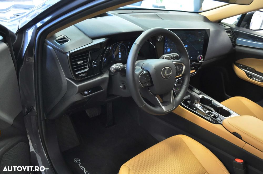Lexus Seria NX 450h+ E-FOUR Executive Line - 7