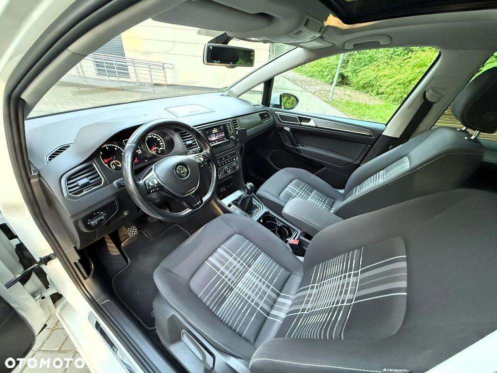 Volkswagen Golf Sportsvan - 13