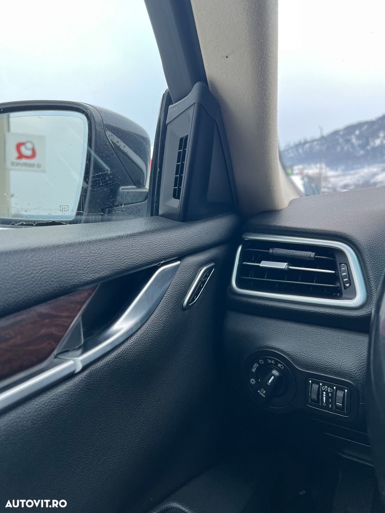 Maserati Ghibli GranLusso - 23