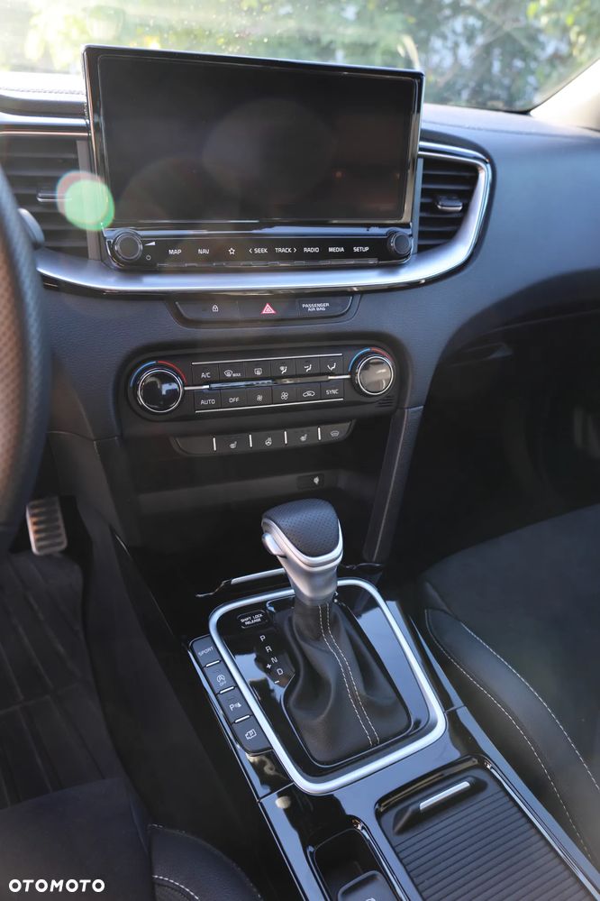 Kia XCeed 1.5 T-GDI GT-Line DCT - 17