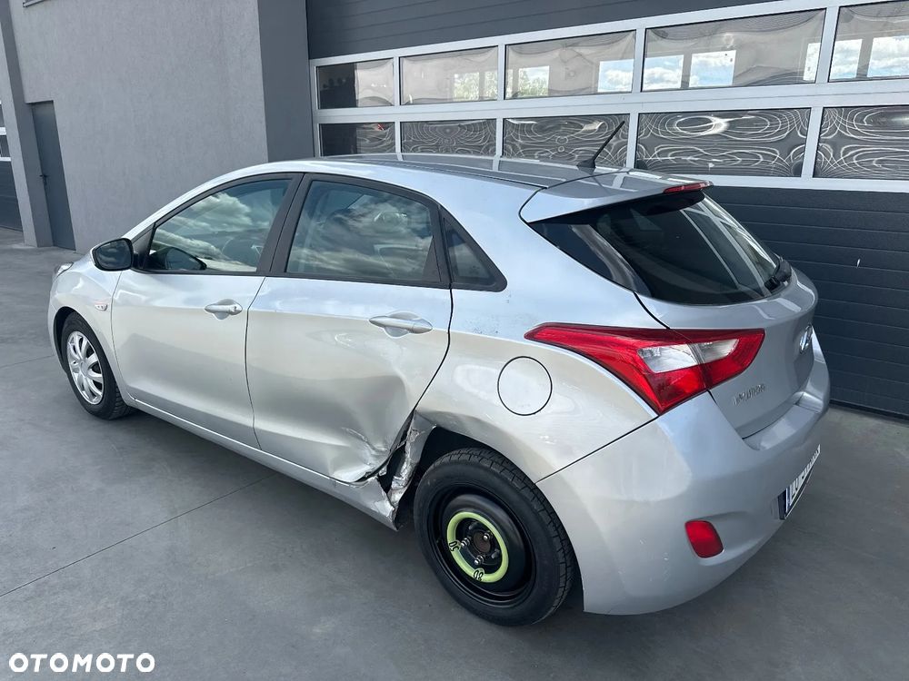 Hyundai i30 1.6 CRDi Classic - 6
