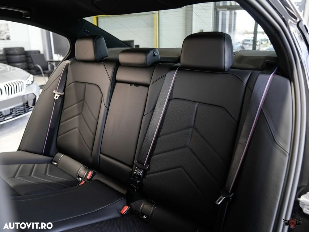 BMW Seria 5 520d Aut. - 26