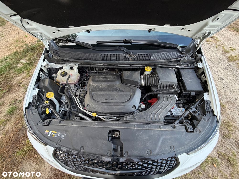 Chrysler Pacifica - 9