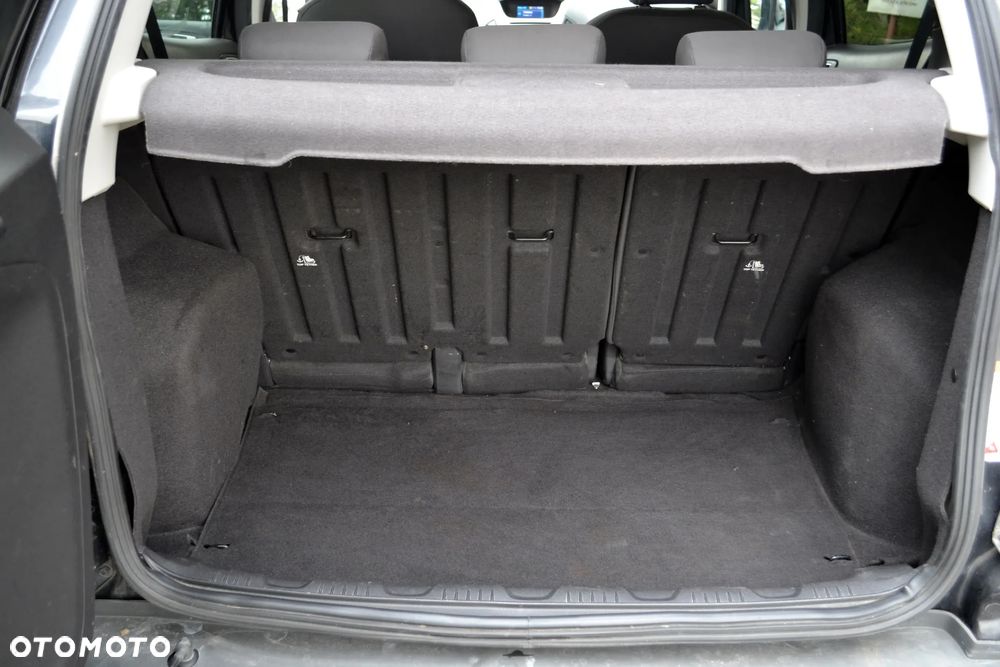 Ford EcoSport - 25