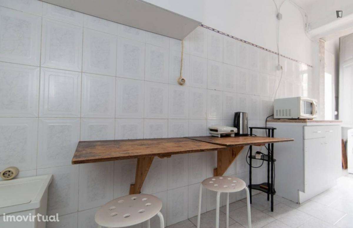 Quarto - localizado em Saldanha Lisbon - Grande imagem: 5/11