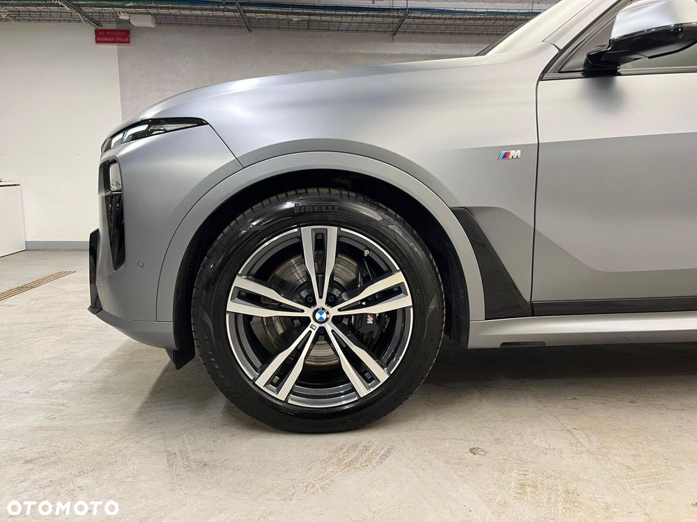 BMW X7 - 13