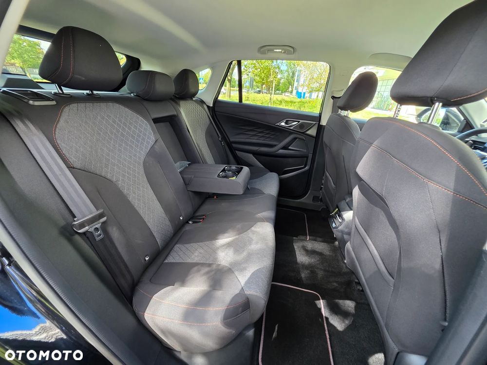 MG HS PHEV Comfort - 36