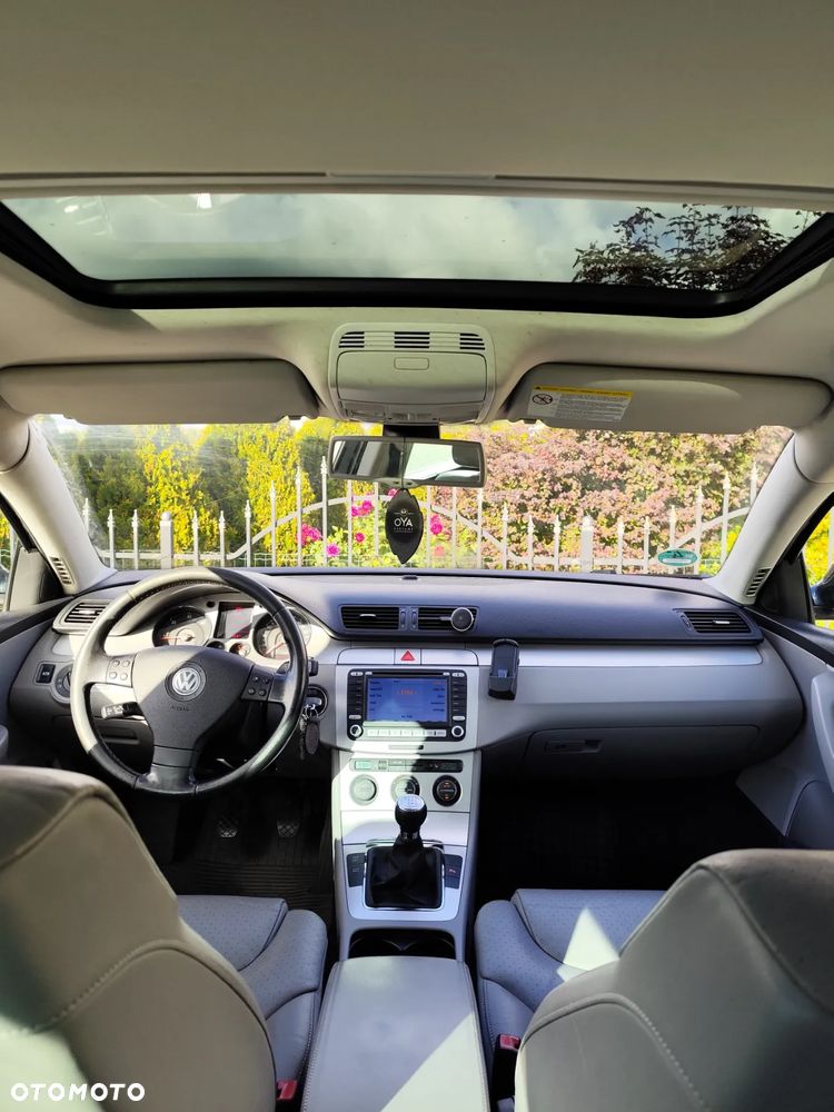 Volkswagen Passat - 3