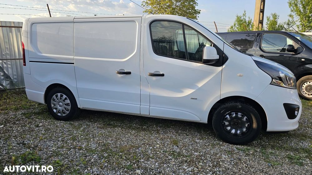 Opel Vivaro - 5