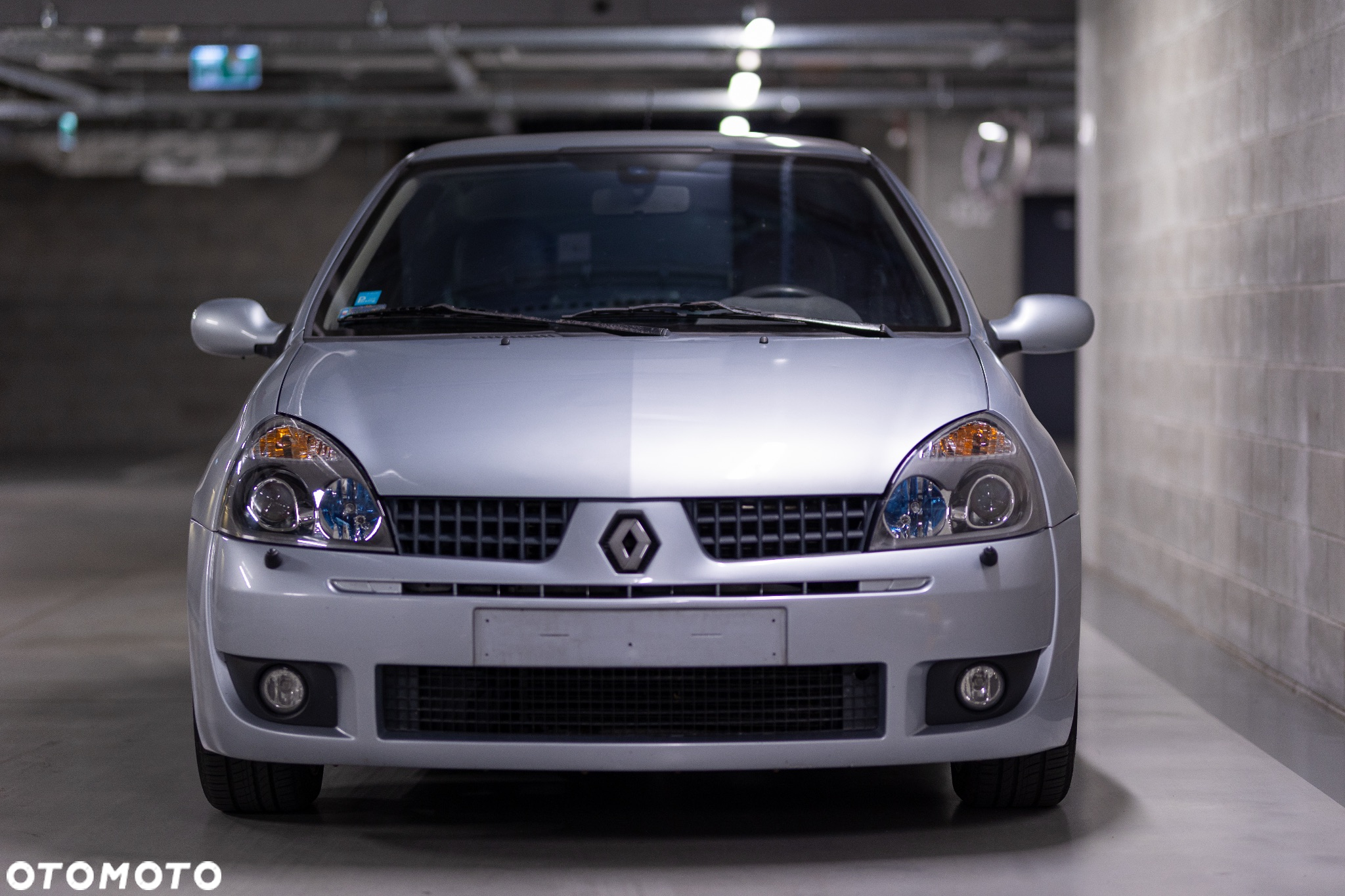 Renault Clio 2.0 16V Sport - 2