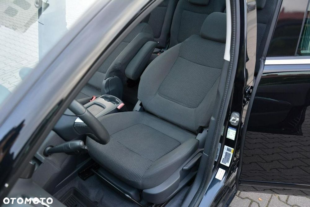 Peugeot 5008 2014