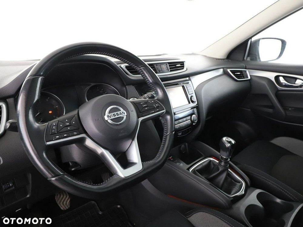 Nissan Qashqai 1.6 DCi N-Connecta - 15