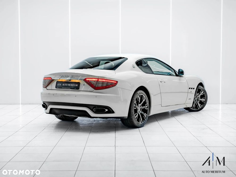 Maserati GranTurismo Sport - 8