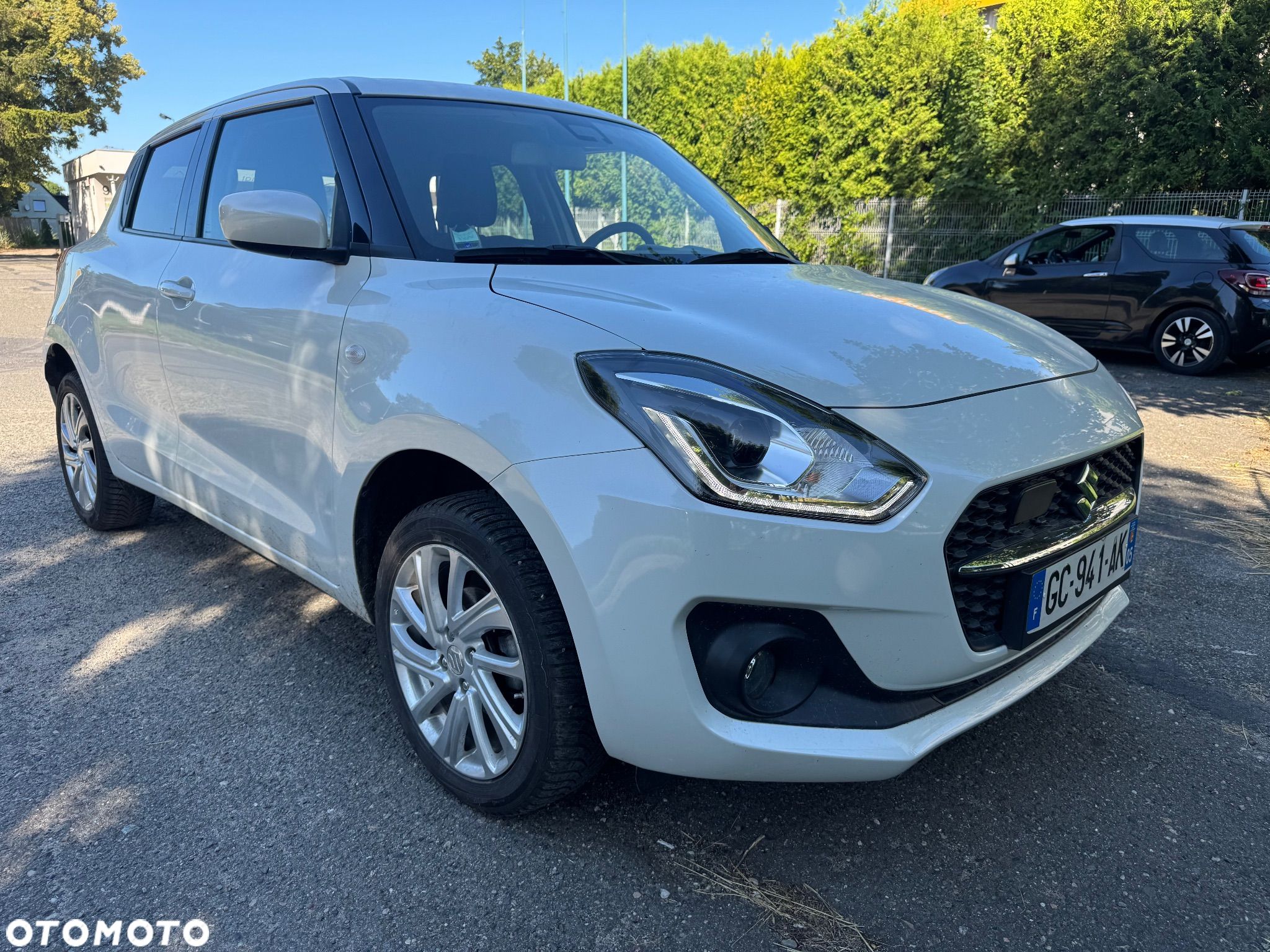 Suzuki Swift - 1