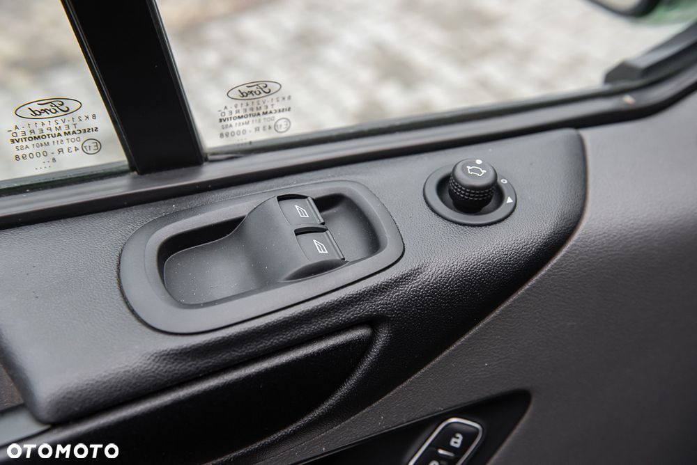 Ford Transit Custom - 12