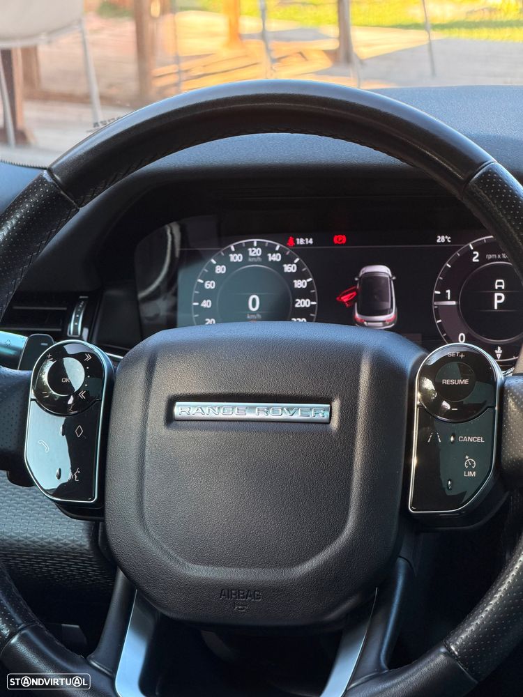 Land Rover Range Rover Evoque 2.0 D150 AWD R-Dynamic SE Auto - 28