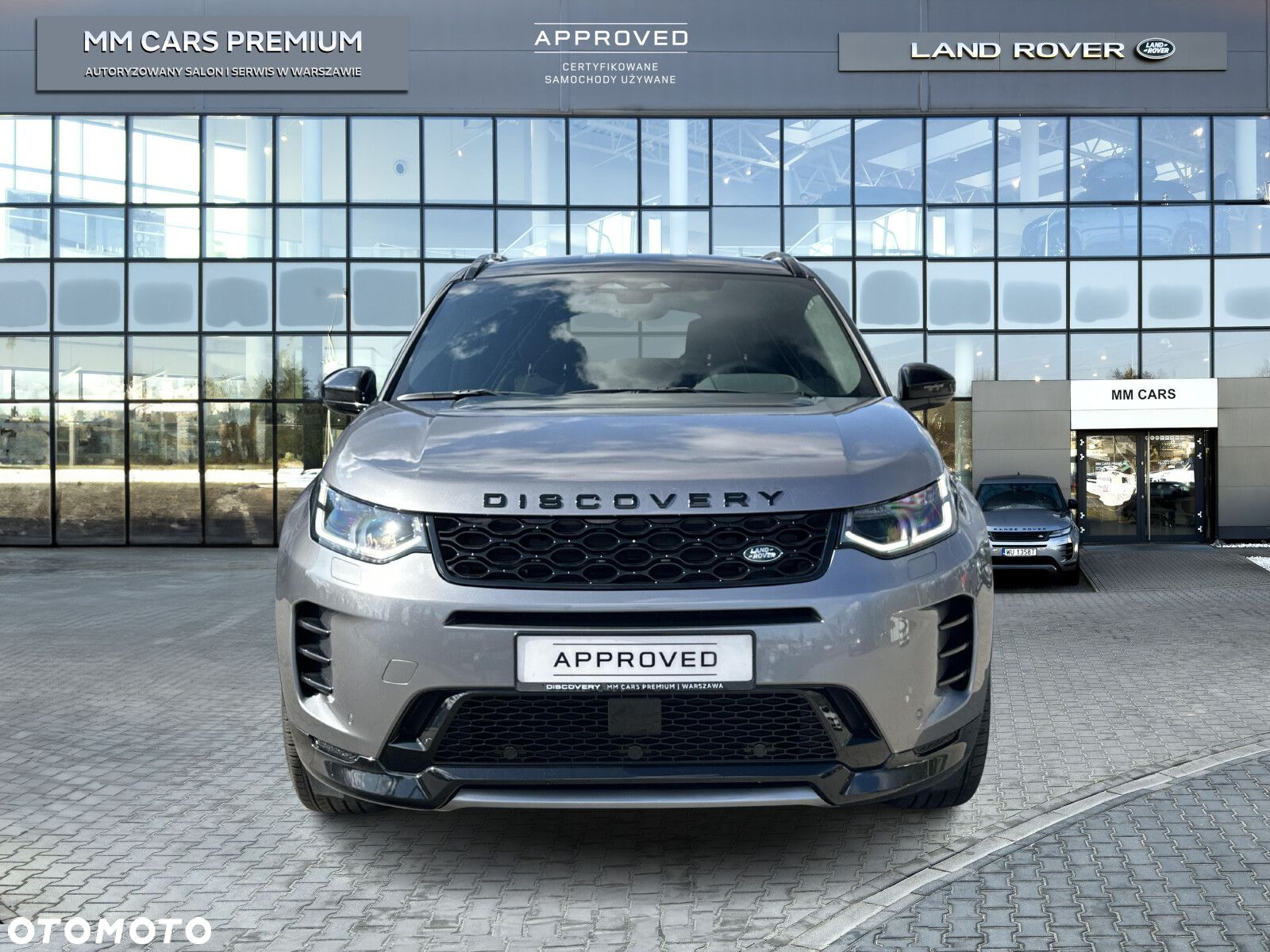 Land Rover Discovery Sport - 8