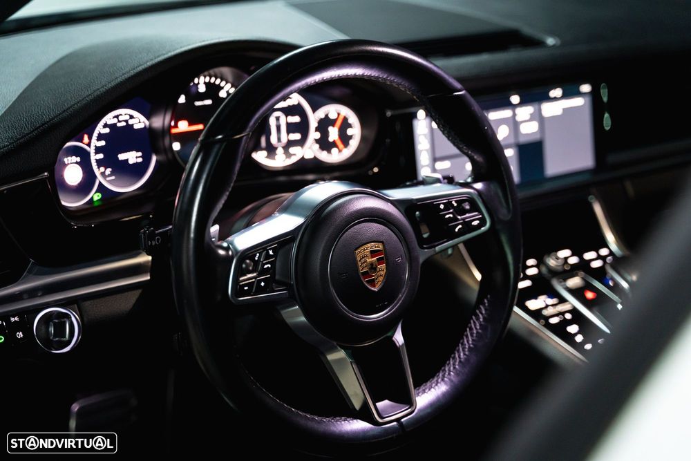 Porsche Panamera 4S - 14