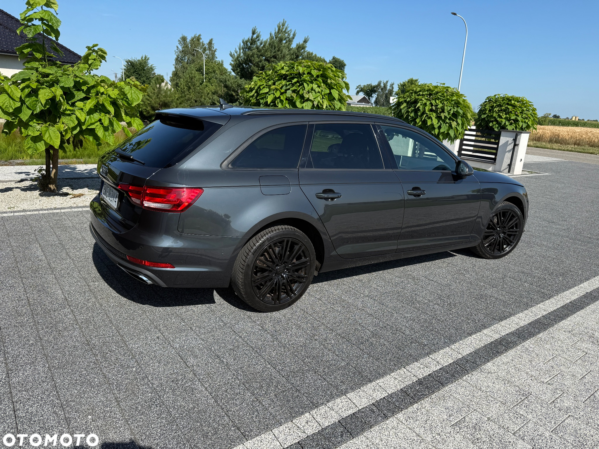 Audi A4 Avant 35 TDI S tronic design - 3