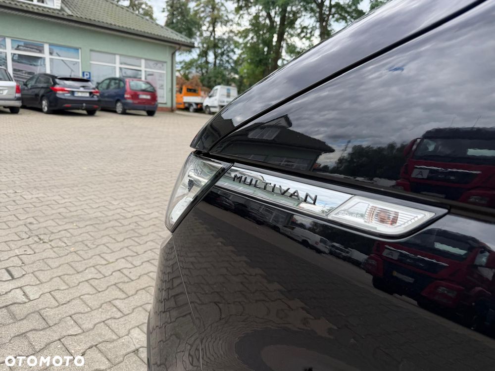 Volkswagen Multivan - 15