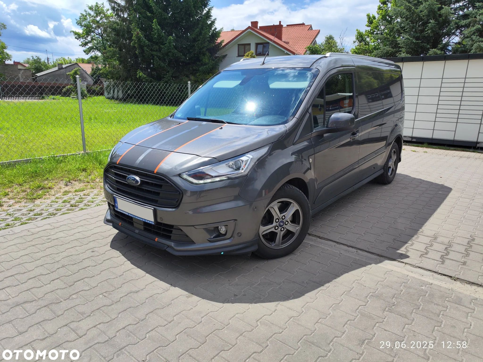 Ford Connect - 1