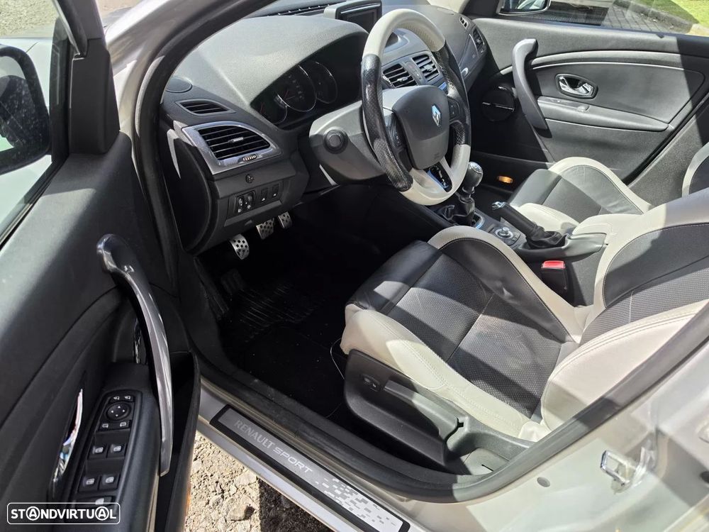 Renault Mégane 1.5 dCi GT Line - 11